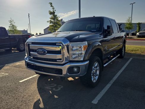Used 2016 Ford F250 Lariat w/ Lariat Ultimate Package AWD/4WD image 1