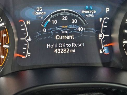 Used 2024 Jeep Compass Latitude AWD/4WD image 21