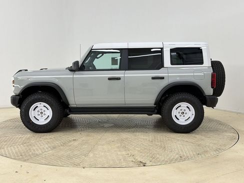 New 2026 Ford Bronco Heritage Edition AWD/4WD image 2