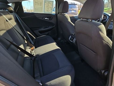 Used 2023 Chevrolet Malibu LT image 15