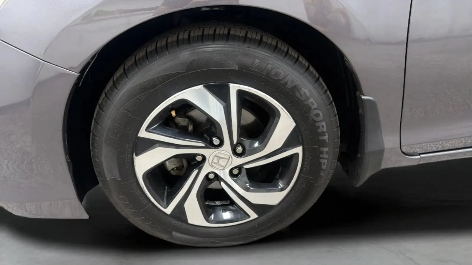 Used 2017 Honda Accord LX image 26