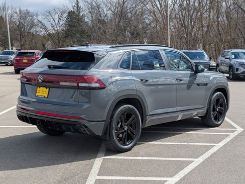 New 2026 Volkswagen Atlas Cross Sport SEL R-Line AWD/4WD image 2