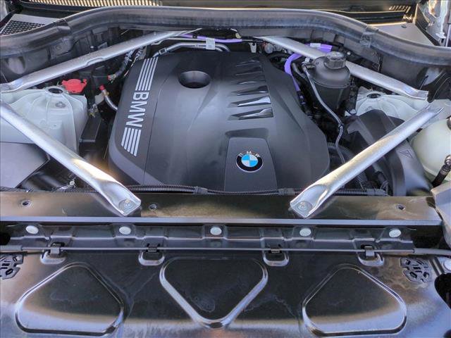 Certified 2025 BMW X5 xDrive40i w/ M Sport Package AWD/4WD image 24