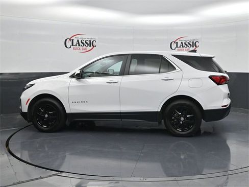 Used 2023 Chevrolet Equinox LT w/ LPO, Floor Liner Package image 2