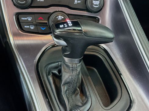 Used 2018 Dodge Challenger SXT w/ Blacktop Package image 25