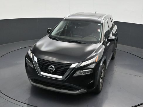 Used 2022 Nissan Rogue SV w/ SV Premium Package FWD image 22