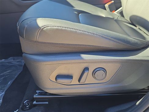 New 2026 Kia Sportage EX image 23