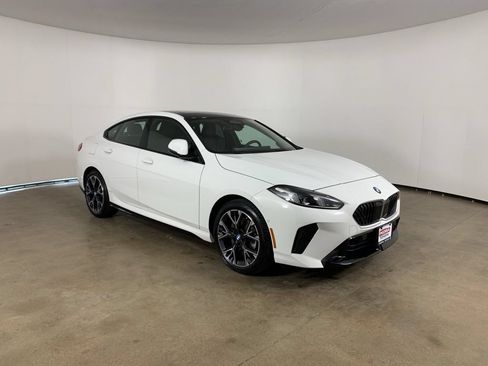 Used 2025 BMW 228i xDrive AWD/4WD image 5