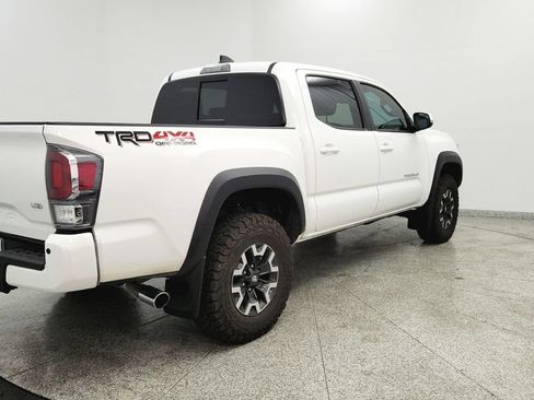 Used 2023 Toyota Tacoma TRD Off-Road w/ Advanced Technology Package AWD/4WD image 5