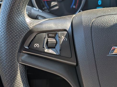 Used 2015 Chevrolet Cruze LT FWD image 30