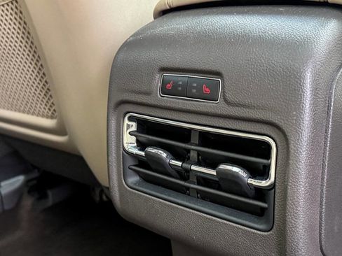 Used 2021 Lincoln Corsair AWD w/ Sport Package image 13