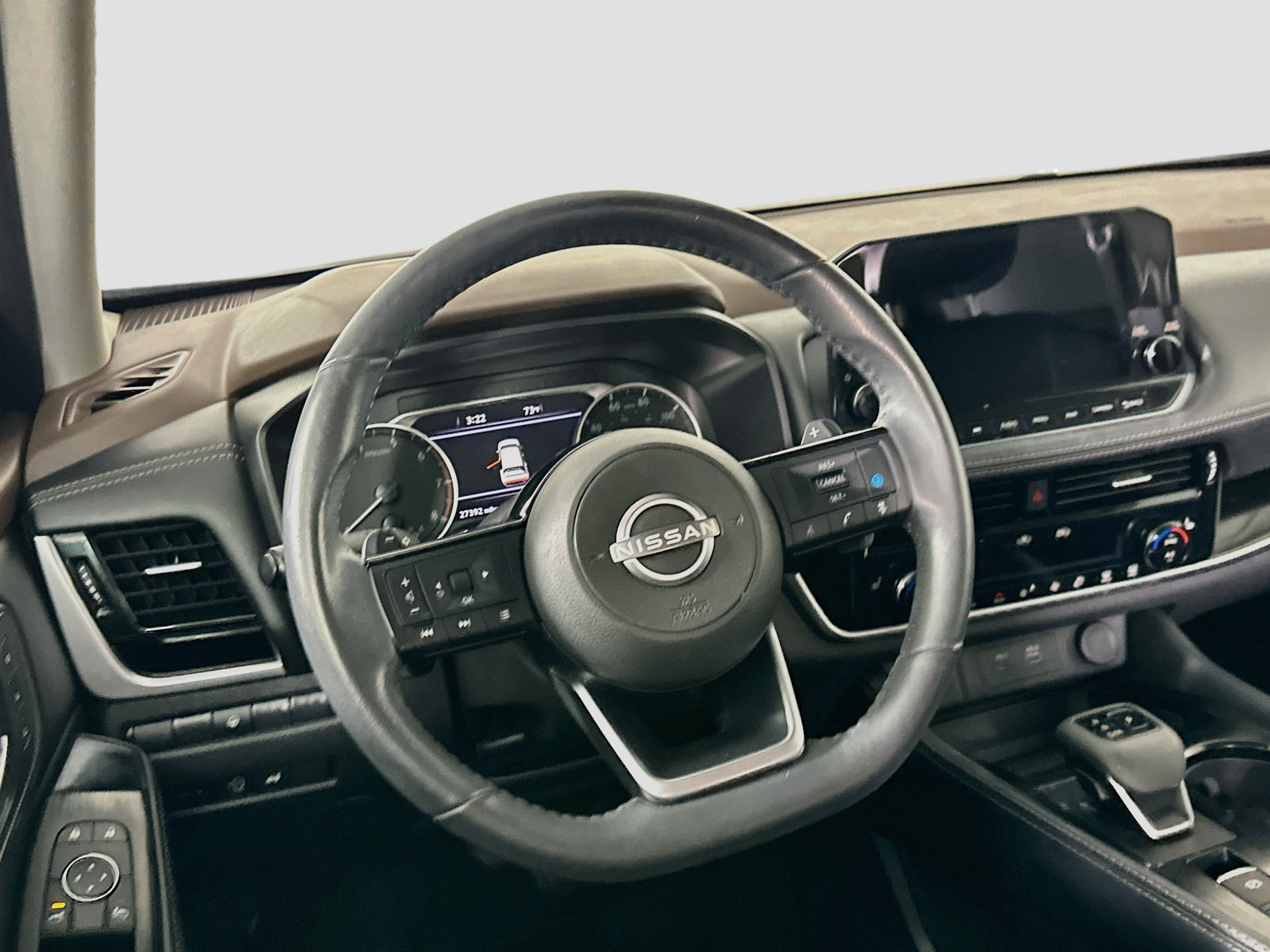 Used 2023 Nissan Rogue SL w/ SL Premium Package FWD image 18