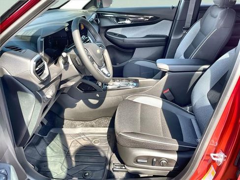 New 2026 Chevrolet TrailBlazer LT w/ Convenience Package AWD/4WD image 11