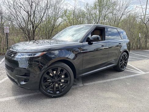 New 2026 Land Rover Range Rover Sport SE AWD/4WD image 1