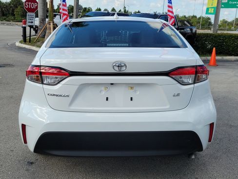 Used 2025 Toyota Corolla LE image 6