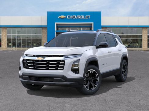 New 2026 Chevrolet Equinox LT w/ Convenience Package II AWD/4WD image 6