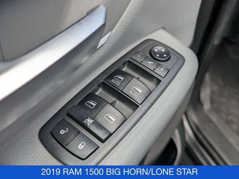 Used 2019 RAM 1500 Big Horn AWD/4WD image 12