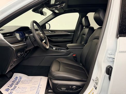 New 2026 Jeep Grand Cherokee L Limited AWD/4WD image 6