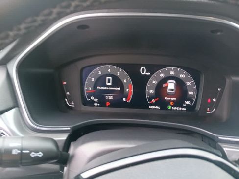 Used 2024 Acura Integra A-Spec FWD image 9
