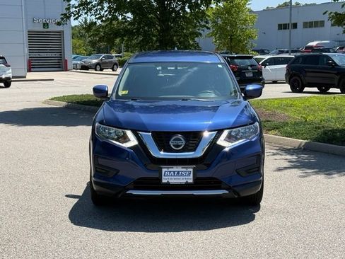 Used 2018 Nissan Rogue S AWD/4WD image 2