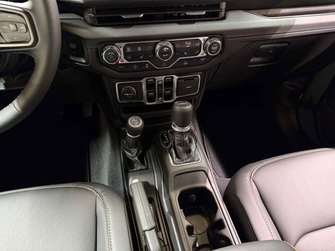 New 2026 Jeep Gladiator Sport image 23