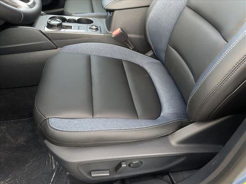 New 2025 Ford Bronco Sport Outer Banks image 4