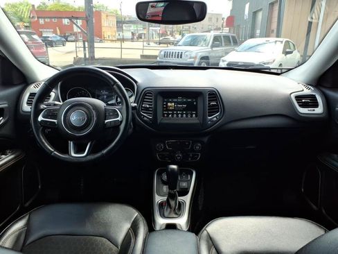 Used 2020 Jeep Compass Latitude w/ Cold Weather Group AWD/4WD image 10