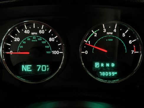 Used 2014 Jeep Wrangler Sport w/ Quick Order Package 24S AWD/4WD image 31