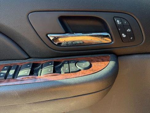 Used 2007 Chevrolet Avalanche LT w/ LT Preferred Equipment Group image 19