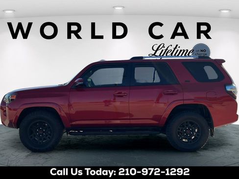 Used 2023 Toyota 4Runner SR5 Premium w/ Moonroof Package AWD/4WD image 4