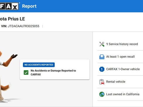 Used 2024 Toyota Prius LE image 4