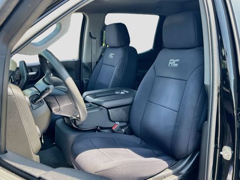 Used 2021 Chevrolet Silverado 1500 Custom Trail Boss AWD/4WD image 19