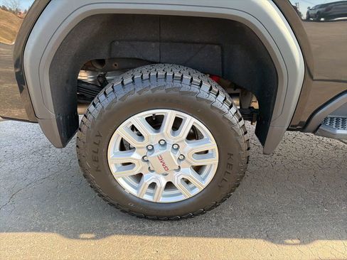 Certified 2022 GMC Sierra 2500 SLE w/ SLE Value Package; image 25