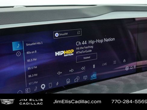Certified 2025 Cadillac Escalade IQ Luxury 2 w/ LPO, Premium Carpet Package AWD/4WD image 14
