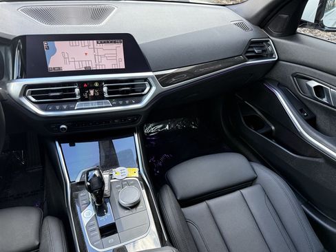 Used 2021 BMW 330i Sedan w/ Convenience Package RWD image 22