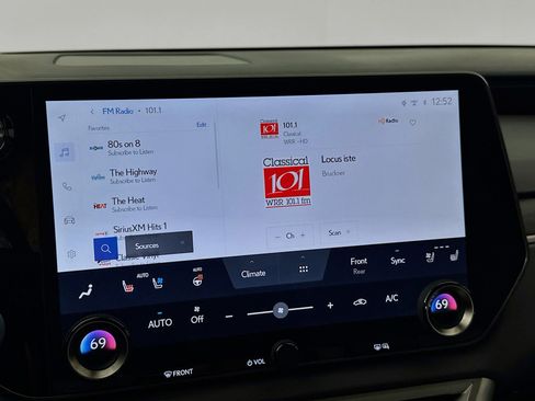 Used 2023 Lexus RX 350 Premium w/ Cold Area Package FWD image 16
