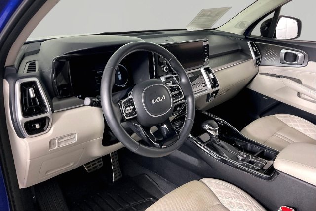Certified 2022 Kia Sorento SX FWD image 16
