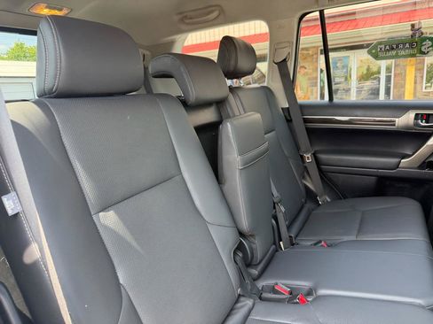 Used 2015 Lexus GX 460 AWD/4WD image 22
