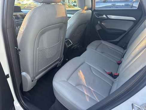 Used 2018 Audi Q3 2.0T Premium image 4