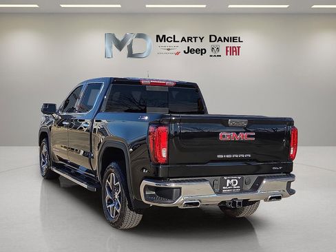 Used 2026 GMC Sierra 1500 SLT w/ SLT Premium Package image 4
