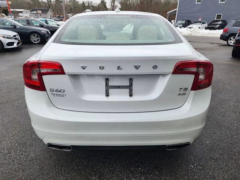Used 2015 Volvo S60 T5 Premier image 7
