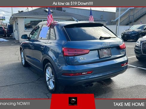 Used 2018 Audi Q3 2.0T Premium w/ Convenience Package image 3