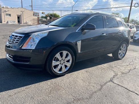 Used 2016 Cadillac SRX Luxury w/ Driver Awareness Package FWD image 10