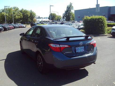 Used 2015 Toyota Corolla S FWD image 3