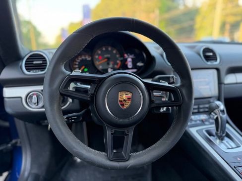Used 2023 Porsche 718 Cayman GT4 RWD image 39