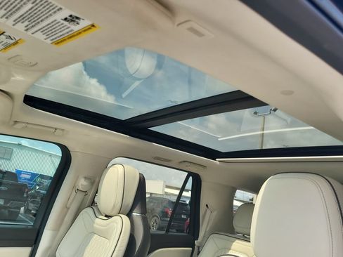 Certified 2021 Lincoln Navigator Black Label AWD/4WD image 19