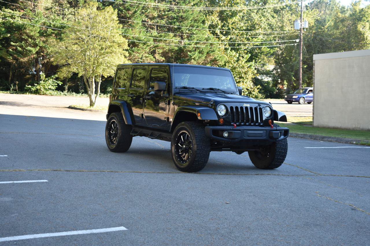 Used 2013 Jeep Wrangler Unlimited Rubicon AWD/4WD image 9