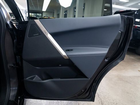 Used 2024 BMW iX xDrive50 w/ Sport Package image 21