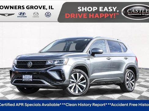 Certified 2022 Volkswagen Taos SE image 1