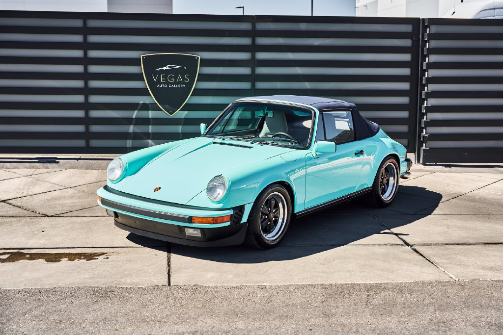 Used 1988 Porsche 911 Carrera RWD image 8